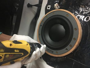 深圳賽電汽車音響改裝福特銳界汽車音響改裝丹拿372三分頻還愛車真實(shí)好聲音